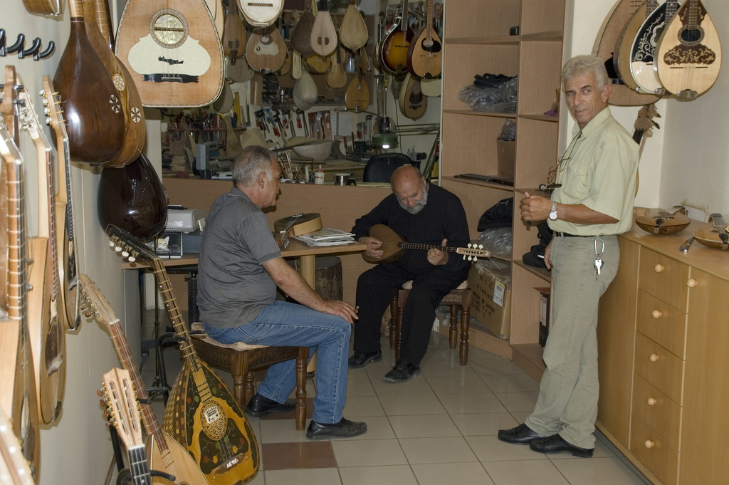 Buy Oud in a Foreign Country: These guys look fairly friendly...